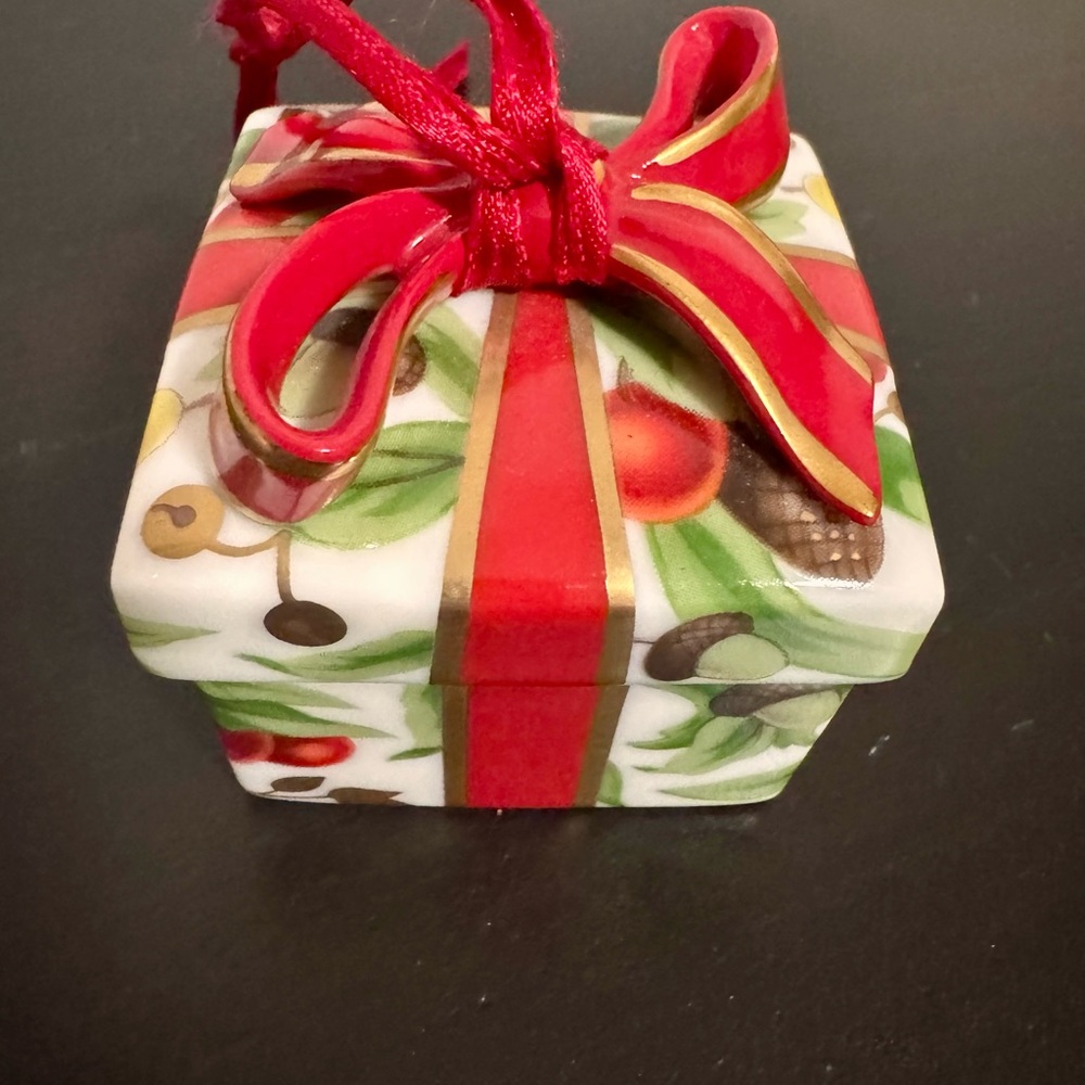 Festive Ceramic Gift Box Ornament